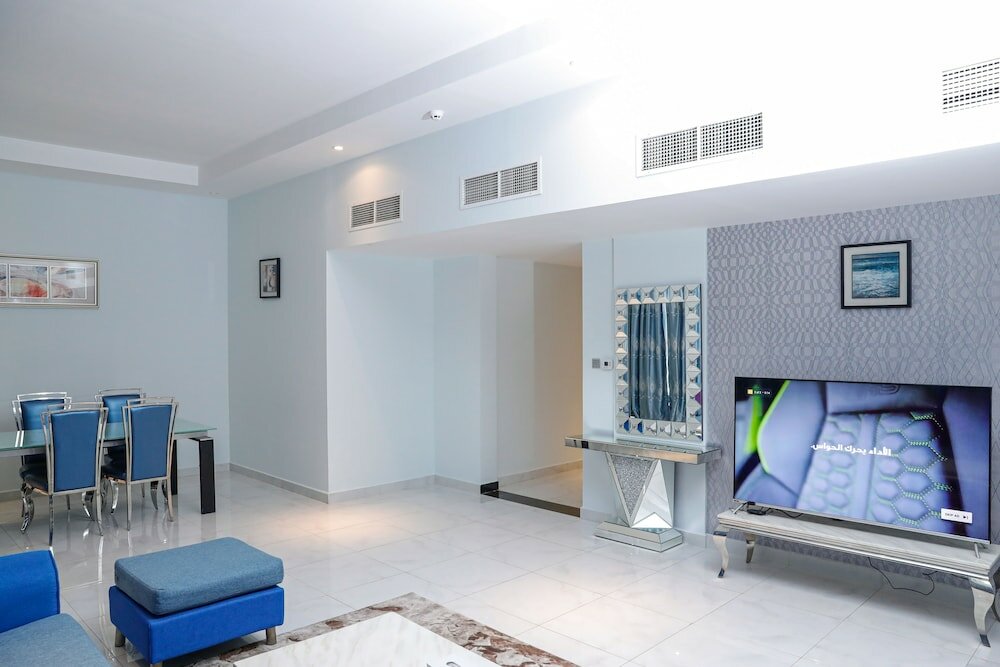 Фото Swan Towers