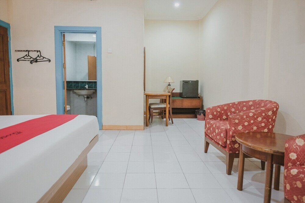 Фото RedDoorz near Transmart Jambi