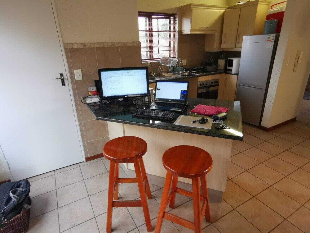 Фото Paulshof Guesthouse