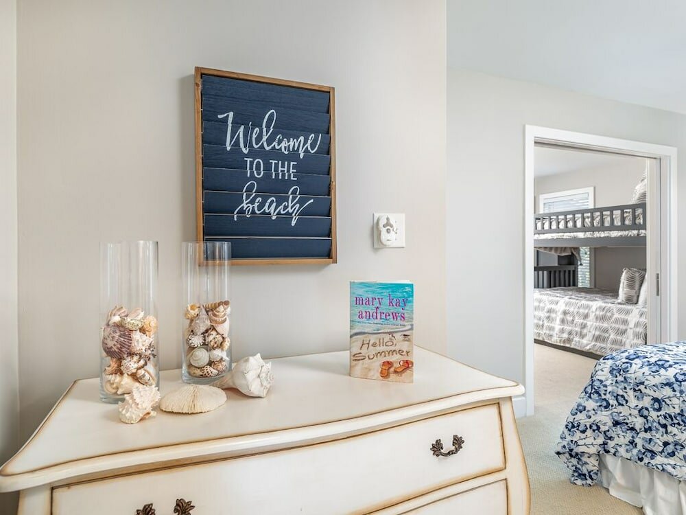 Фото Tide The Knot