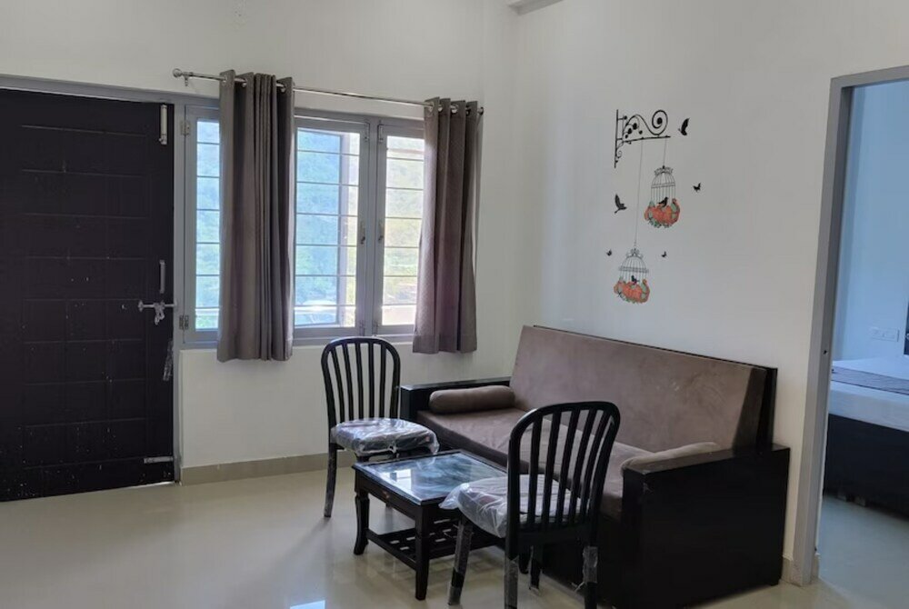 Фото Goroomgo Komfy Stayz Dehradun