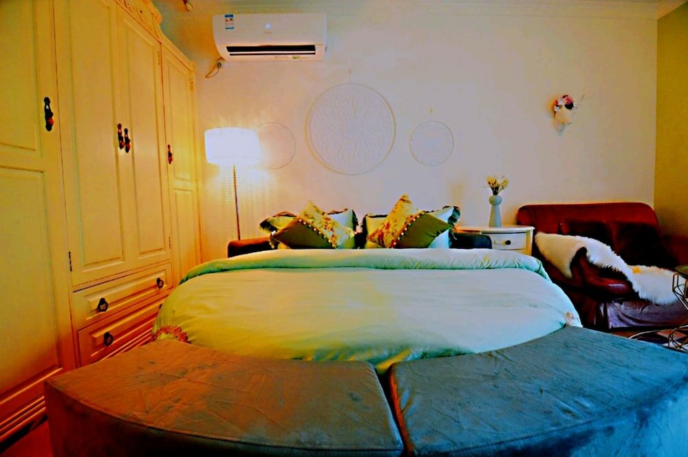 Фото Avatar Green Queen Round Bed High Rise View Futian