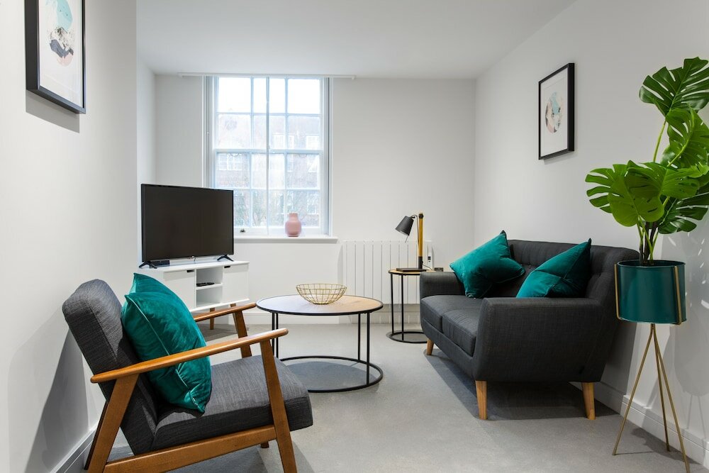 Фото Queens Park by Flying Butler Apartments