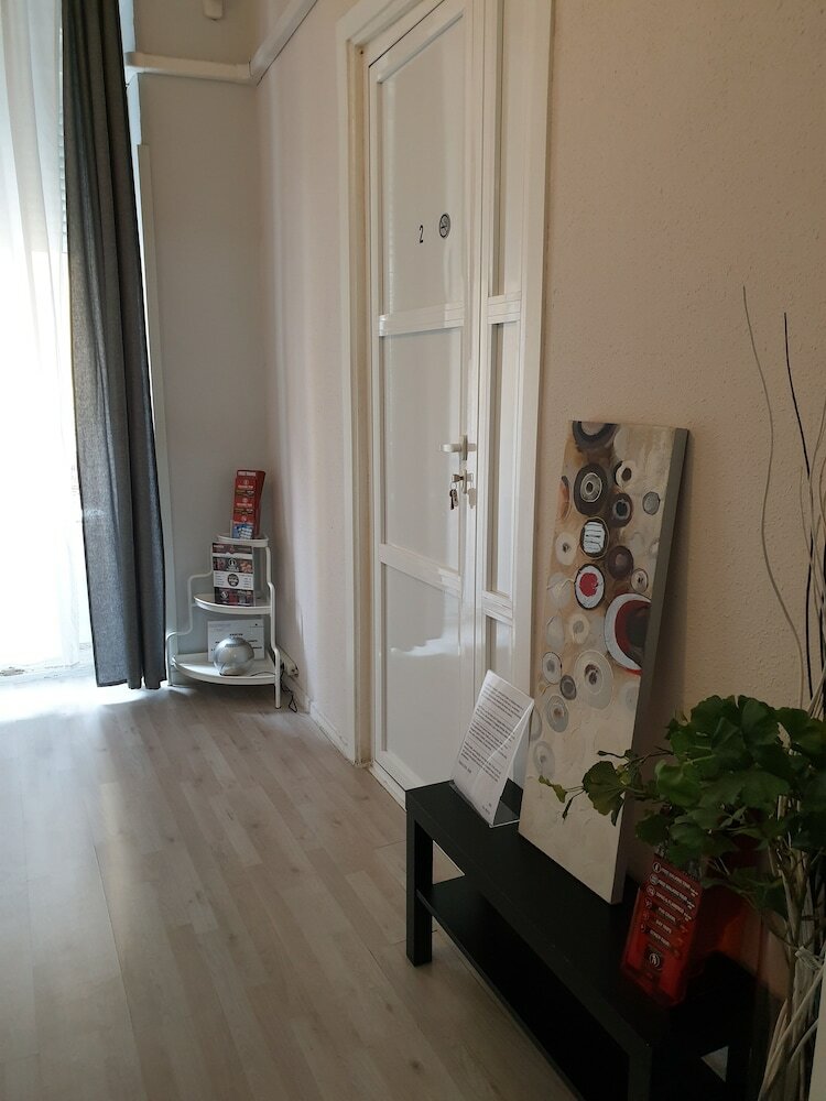 Фото Hostal Plaza Luna