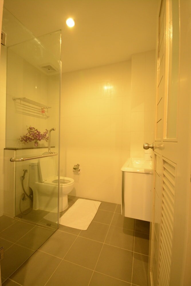 Фото The Patong Center Hotel