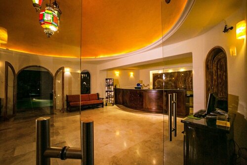 Гостиница Club el Moro Hotel Suites в Ла-Пас