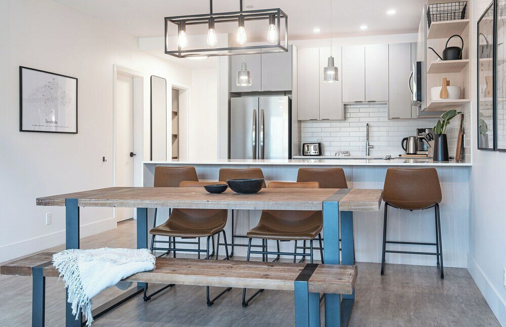 Фото Glades and Green by Revelstoke Vacations