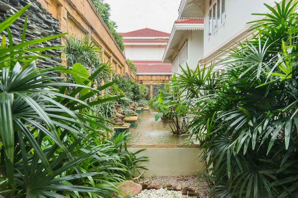 Фото Wora Bura Hua Hin Resort & Spa