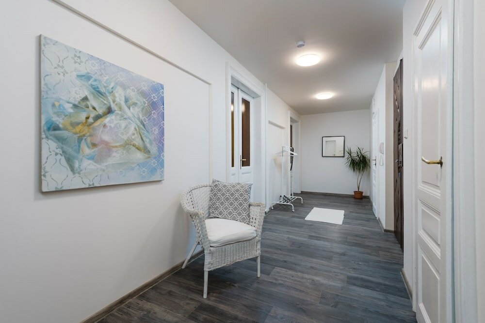 Фото Gallery apartment - Space & Comfort