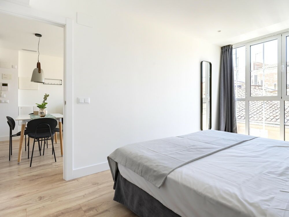 Фото Limehome Haro Calle de la Vega