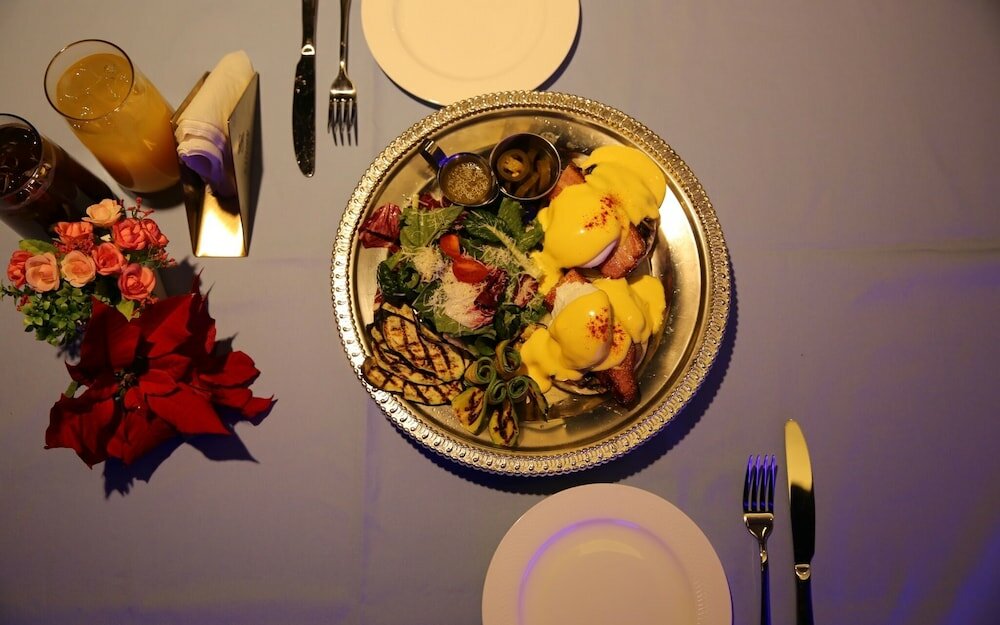 Фото Saturn Hotel