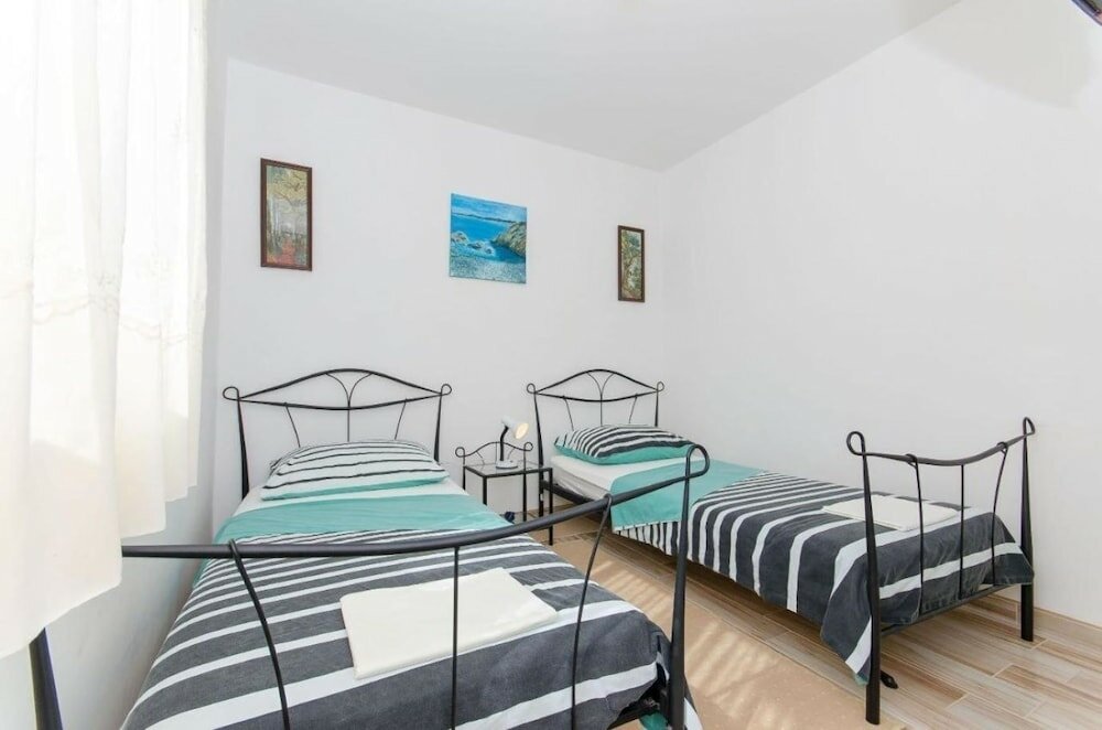 Фото Lucija - Apartment With Pool - A1