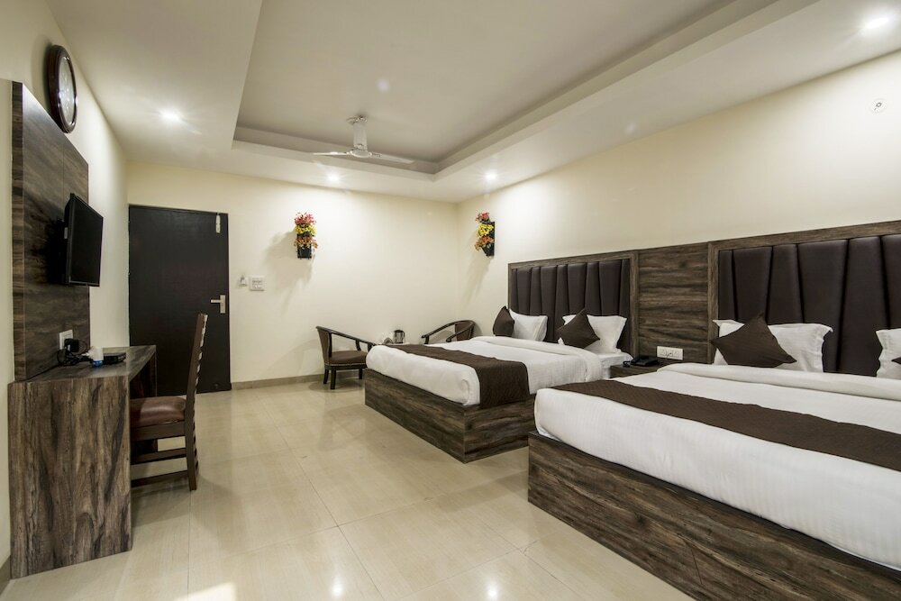 Фото Hotel Mahajan Internatioanal