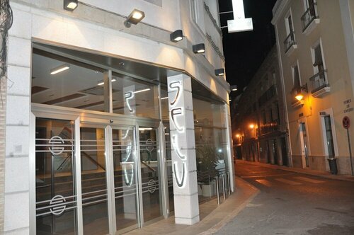 Гостиница Hotel Selu в Кордове