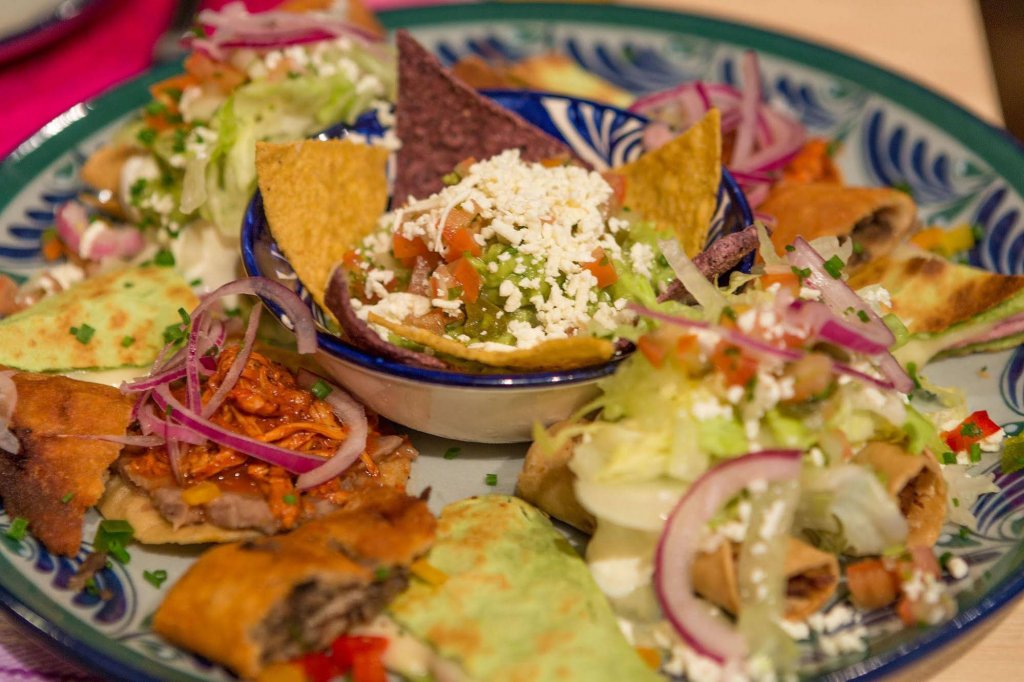 Фото Hotel Blume El Azteca