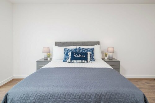 Гостиница Skyvillion - Woolwich 2-Bed Apartments в Лондоне