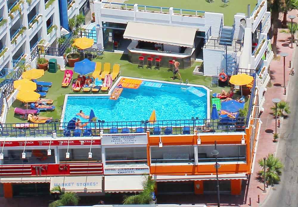 Фото отеля 4