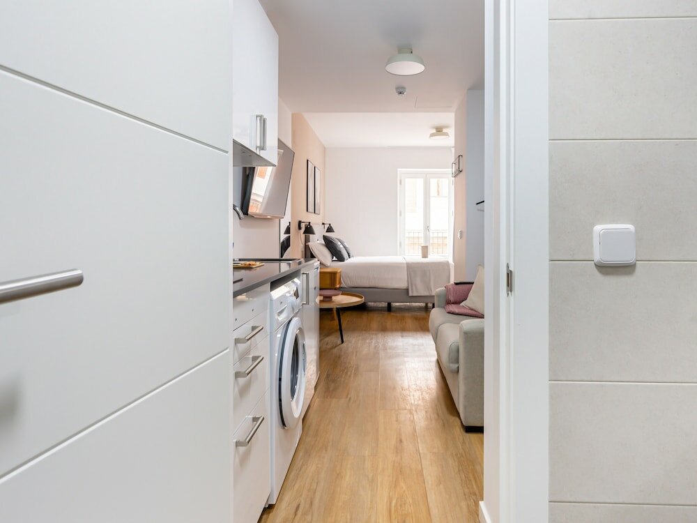 Фото Limehome Madrid La Bolsa