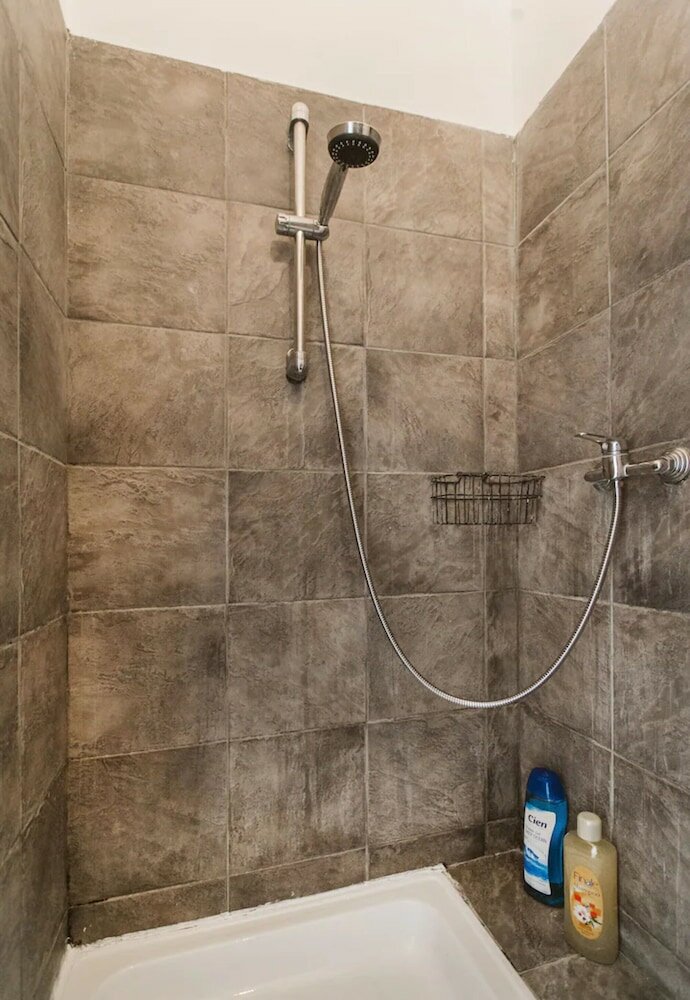 Фото Bright and Cozy - city center