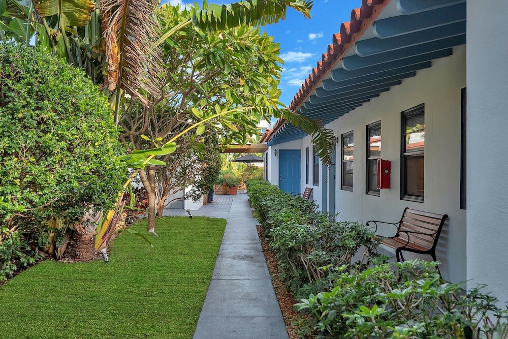 Фото Oasis Hotel