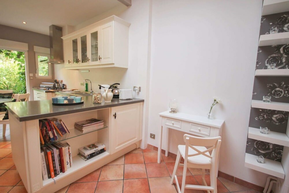 Фото Cozy Hackney Apartment