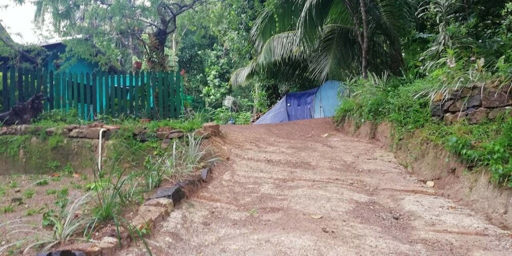 Фото Mid Climes Guest Inn