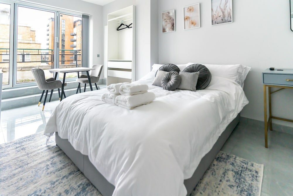 Фото Luxury 5bd Guesthouse