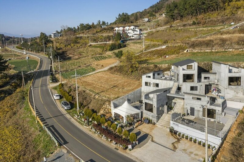 Гостиница Namhae Butkokgiljinaseo