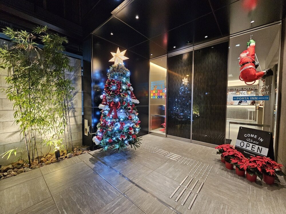 Фото Dynasty Hotel & Resort Osaka