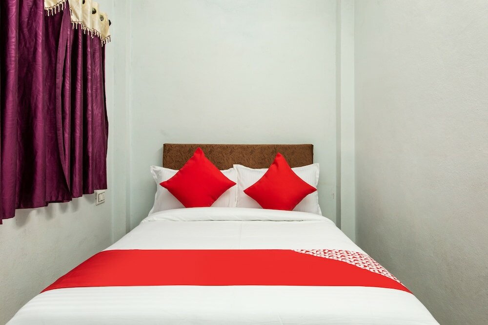 Фото Oyo 28472 Hotel Shree Palace