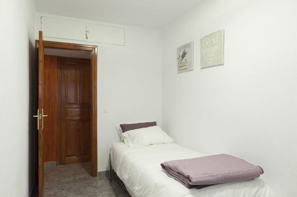 Фото Cosy Apartment Fira Barcelona