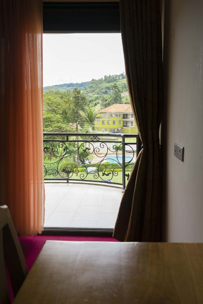 Фото Cepha's Inn