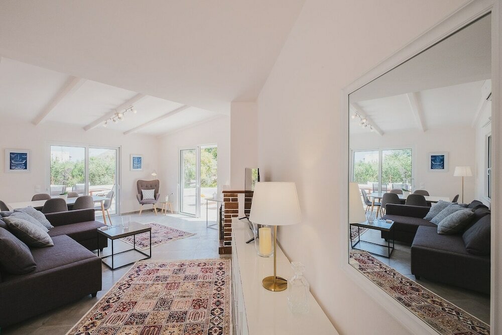 Фото Large Private Villa Splendid Terraces & Views