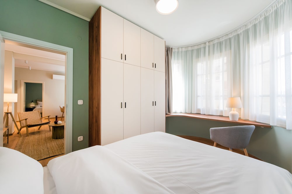 Фото Апартаменты White Lotus by halu!