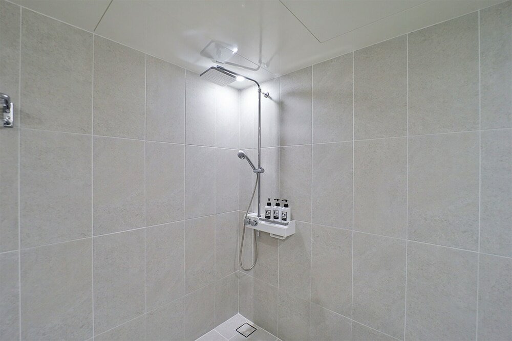 Фото Calm Rest Hotel