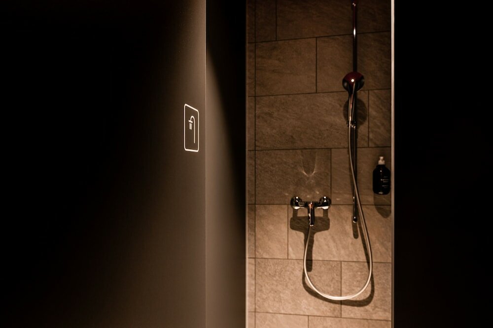 Фото Capsule Hotel - Alpine Garden Zurich Airport