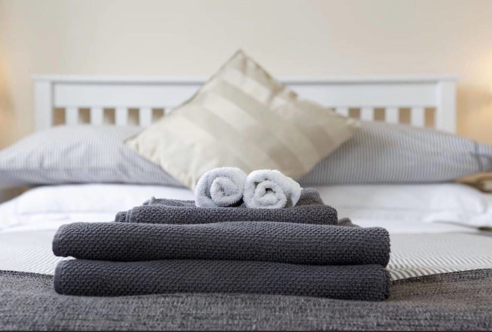 Фото Lynbrook Guests House