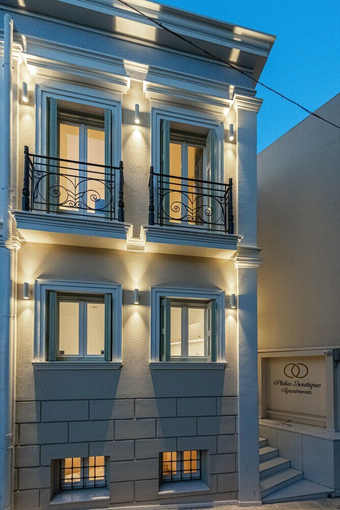 Фото Plaka Boutique Apartments