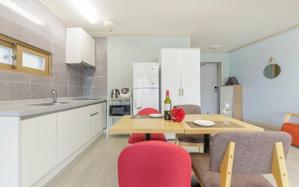 Фото Yeosu Ocean View Pension