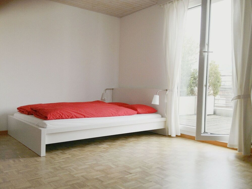 Фото Hitrental Central Apartments