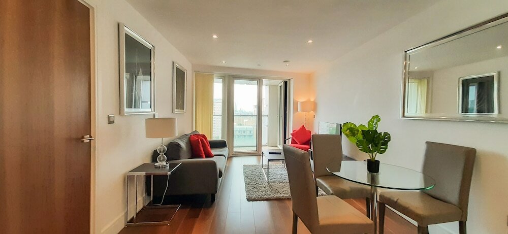 Фото MySquare Apartments Canary Wharf