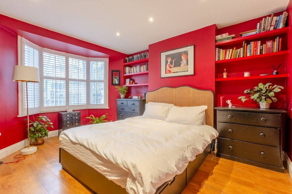 Фото Beautiful Two-story Flat With Garden in Islington