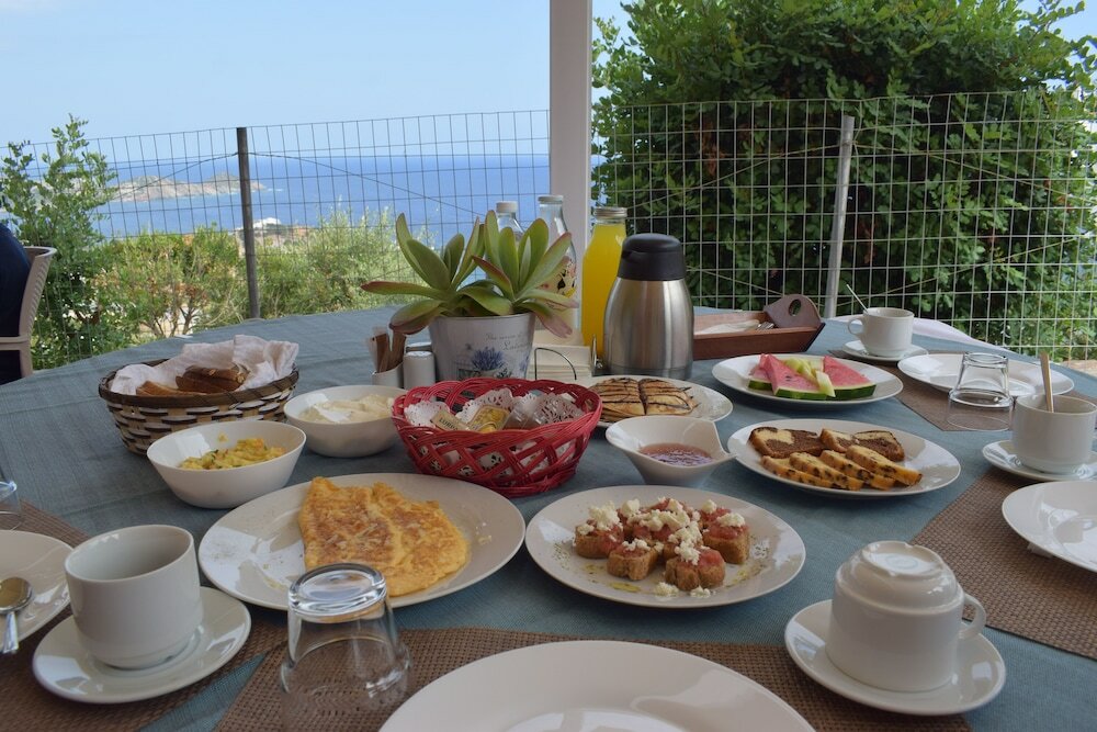 Фото Okeanides Villas