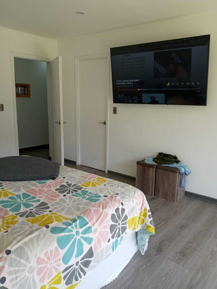 Фото Hermosa Gran Casa con Piscina EN Olmue