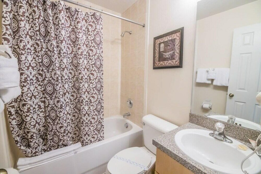 Фото Angelo & Linda's Fiesta Key Townhome