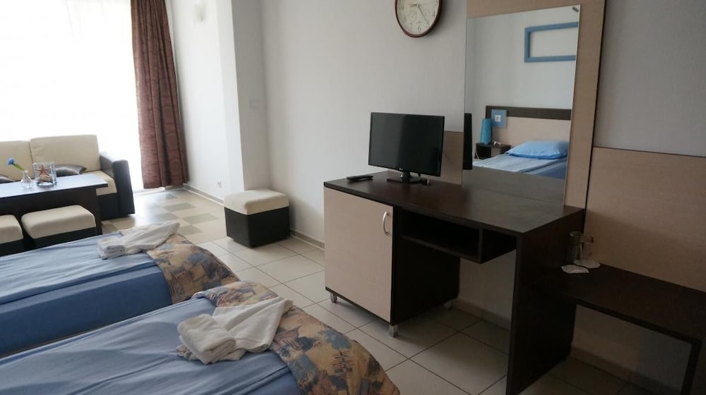 Фото Отель Lilia 2