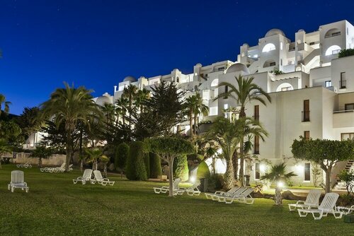 Внешний вид отеля Apartamentos Best Club Pueblo Indalo в Мохакаре, фото 4