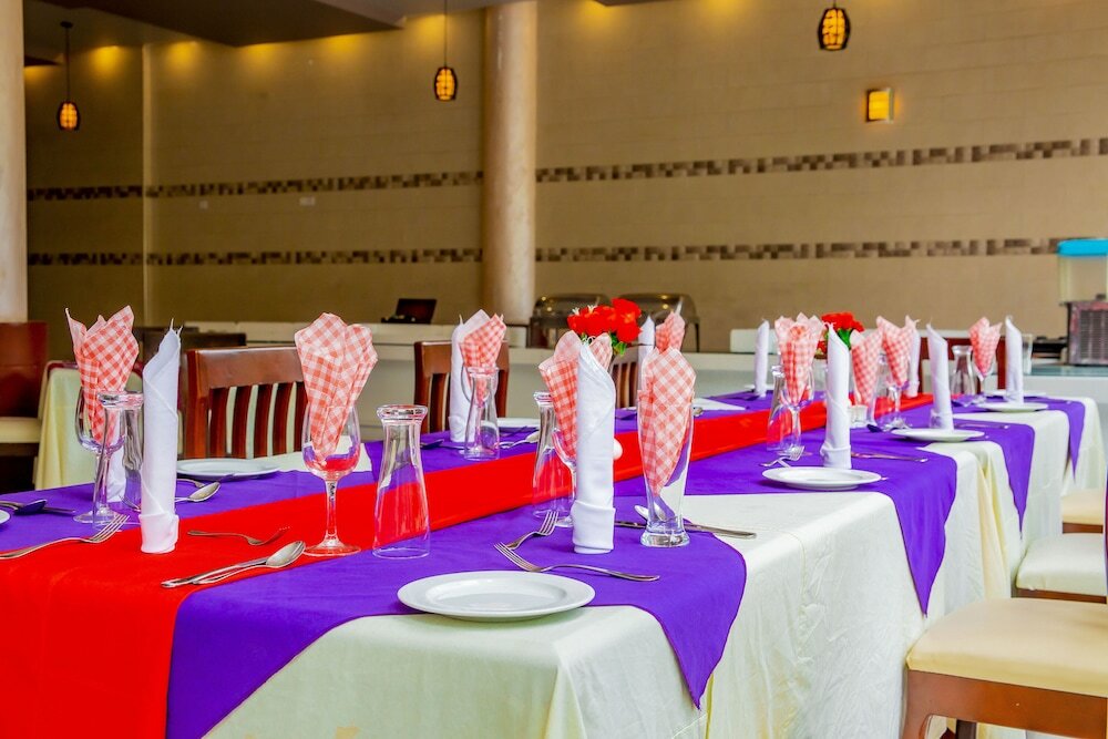 Фото Eden Highlands Hotel