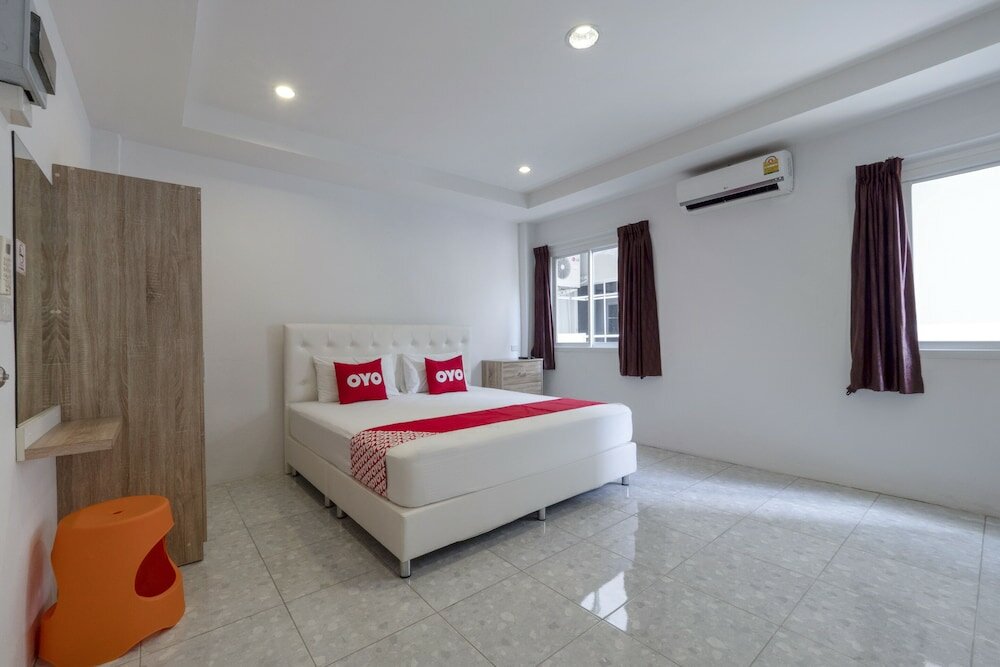 Фото Oyo 698 Pattaya City