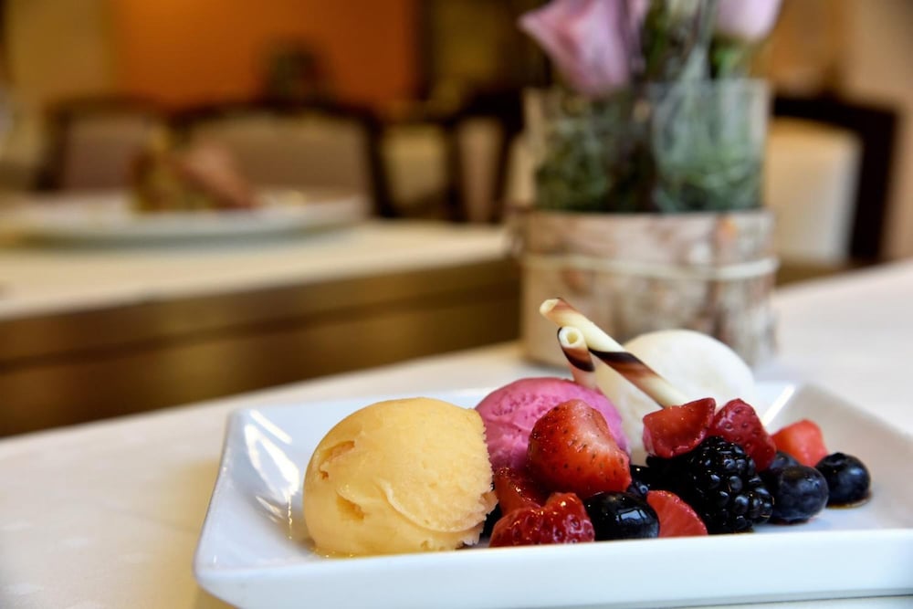 Фото Hotel am Spisertor & Kursana Senioren Residenz